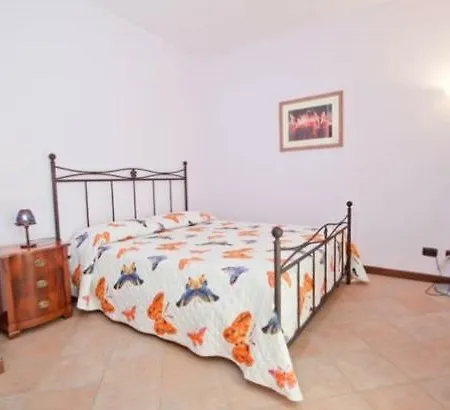 Apartamento Cipriano Spacious And Cosy Monolocale